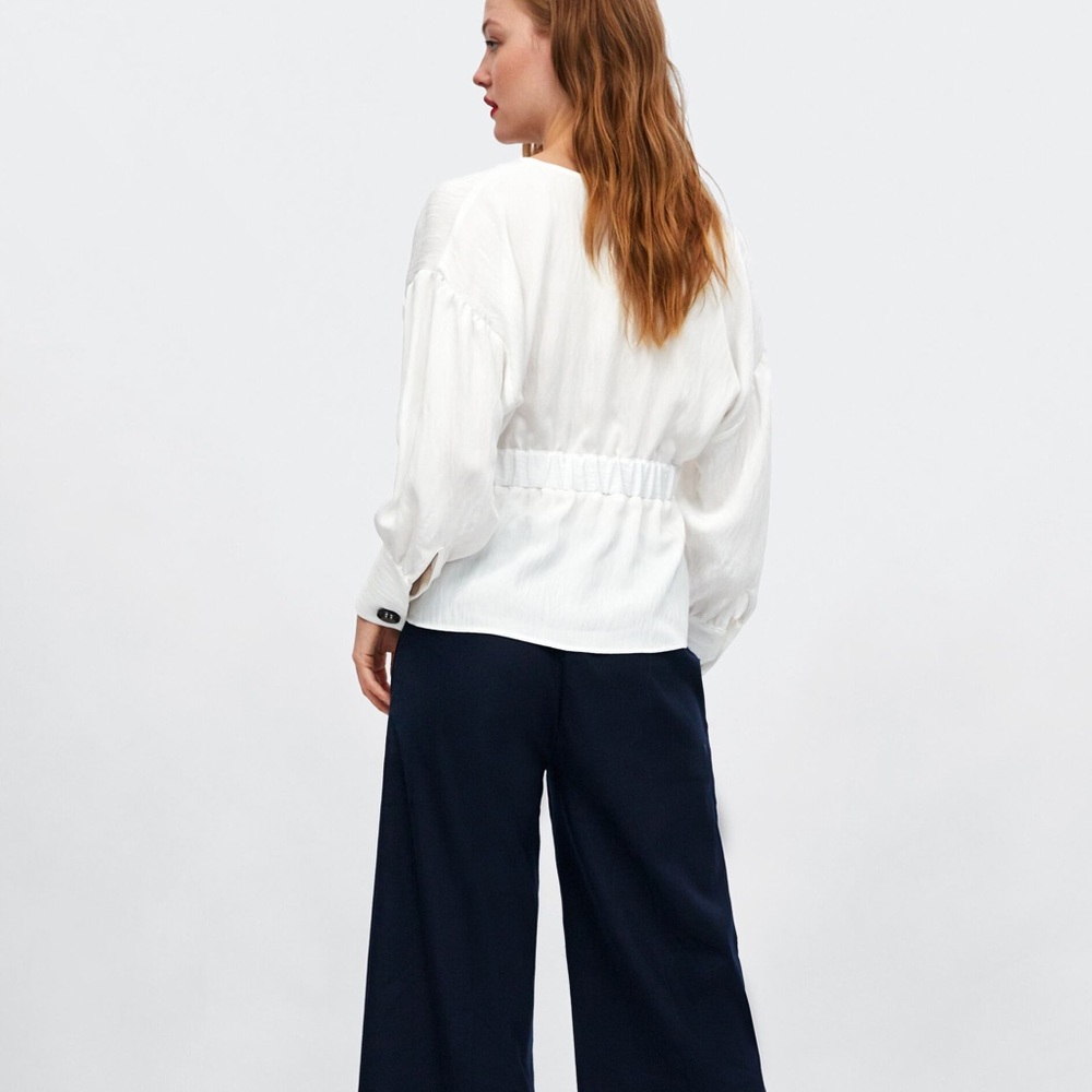 Zara Blouse With Contrasting Topstitching - Picture 2 of 8
